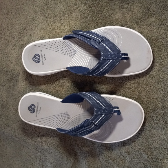 cloudsteppers flip flops